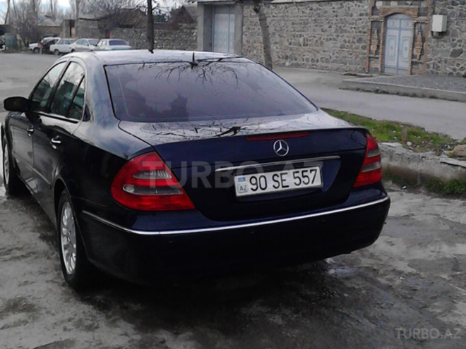 Mercedes E 270 2002, 170,000 km - 2.7 l - Bakı