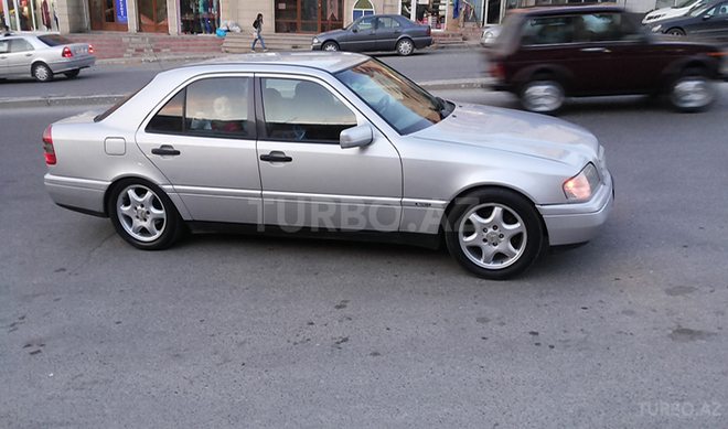 Mercedes C 180 1995, 274,000 km - 1.8 l - Bakı