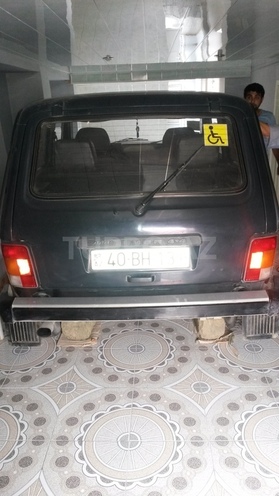 LADA (VAZ) Niva 1998, 150,000 km - 1.7 l - Quba