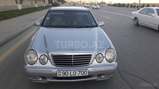 Mercedes E 220 2000, 313,000 km - 2.2 л - Bakı
