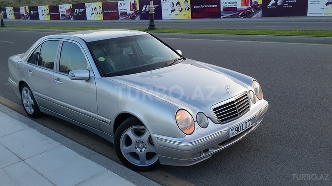 Mercedes E 220 2000, 313,000 km - 2.2 л - Bakı