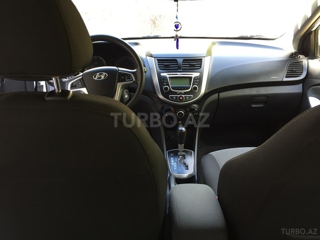 Hyundai Accent 2011, 80,000 km - 1.6 l - Bakı