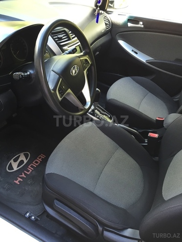 Hyundai Accent 2011, 80,000 km - 1.6 l - Bakı