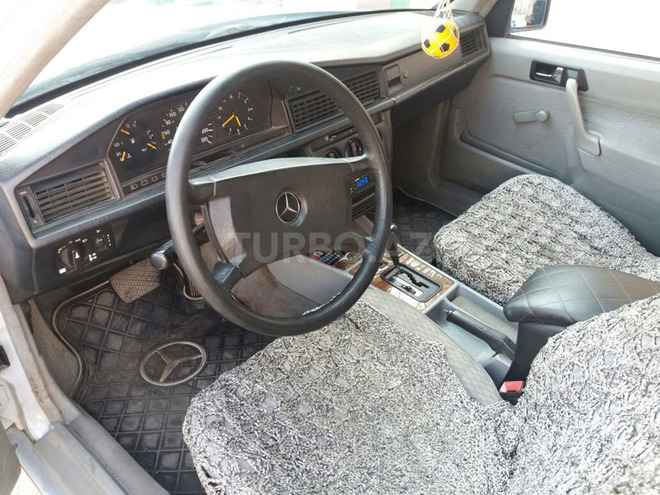Mercedes 190 1991, 370,693 km - 1.8 l - Bakı