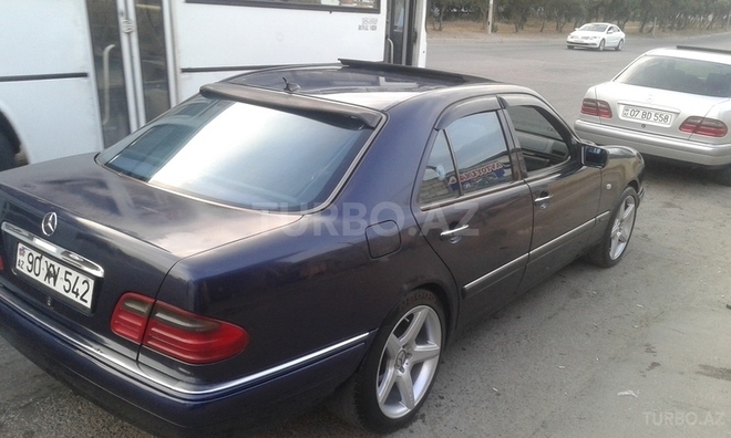 Mercedes E 280 1997, 422,220 km - 2.8 l - Bakı