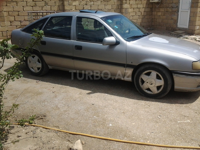 Opel Vectra 1995, 555,550 km - 2.0 l - Xırdalan