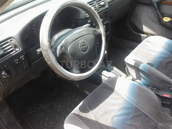 Opel Vectra 1995, 555,550 km - 2.0 l - Xırdalan