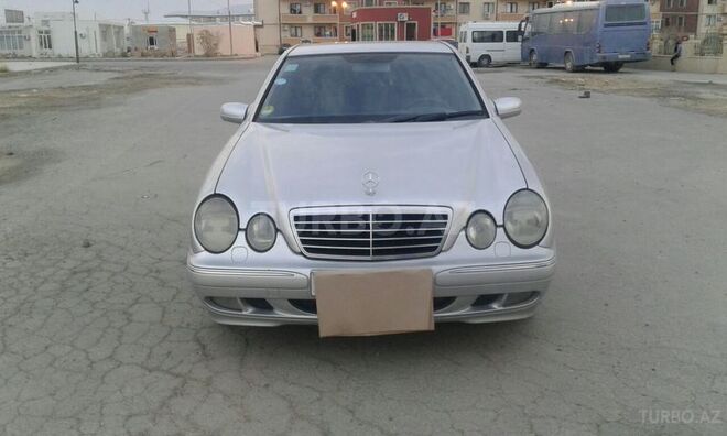 Mercedes E 270 2000, 284,400 km - 2.7 l - Bakı