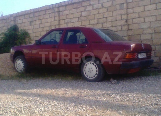 Mercedes 190 1993, 300,000 km - 2.0 l - Sumqayıt