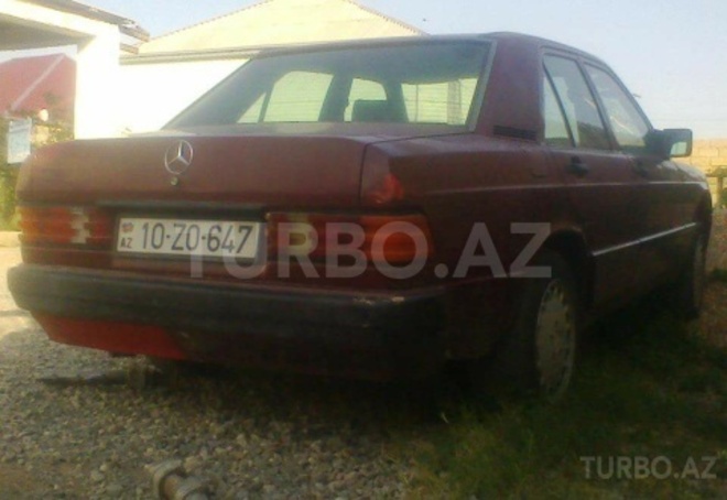 Mercedes 190 1993, 300,000 km - 2.0 l - Sumqayıt