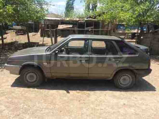 LADA (VAZ) 2109 1990, 200,000 km - 1.6 л - Quba