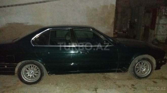 BMW 525 1990, 499,000 km - 2.5 l - Bakı