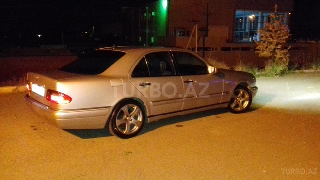 Mercedes E 240 1997, 184,150 km - 0.3 l - Gəncə