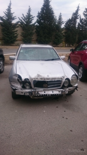 Mercedes E 220 1997, 3,333,333 km - 2.2 l - Bakı