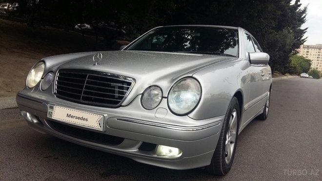 Mercedes E 280 2000, 246,000 km - 2.8 l - Bakı