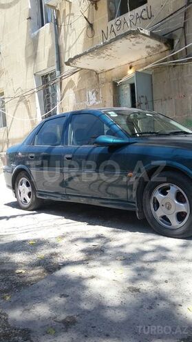 Opel Vectra 2000, 200,000 km - 1.6 l - Bakı