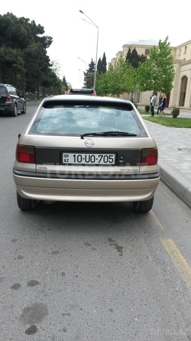Opel Astra 1997, 250,000 km - 1.6 l - Bakı