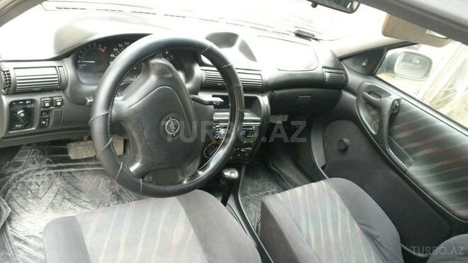 Opel Astra 1997, 250,000 km - 1.6 l - Bakı