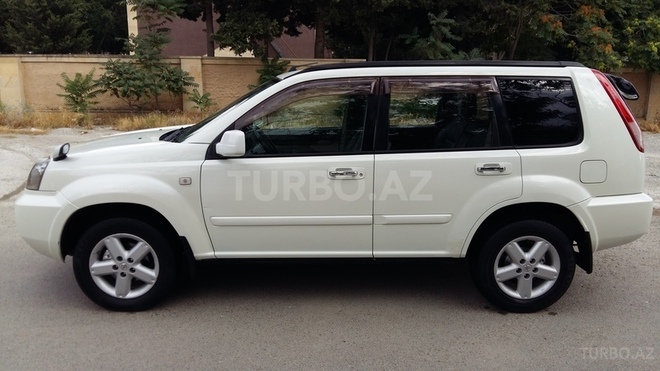 Nissan X-Trail 2003, 136,000 km - 2.0 l - Bakı
