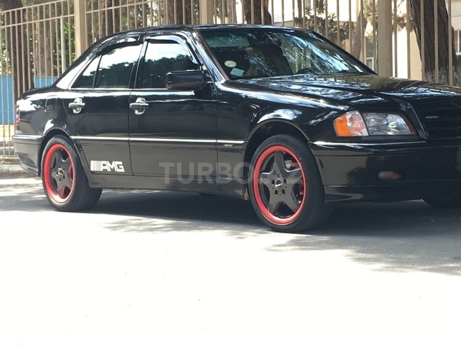Mercedes C 230 1999, 180,000 km - 0.3 l - Bakı