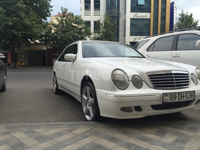 Mercedes E 320 2000, 270,000 km - 3.2 l - Bakı