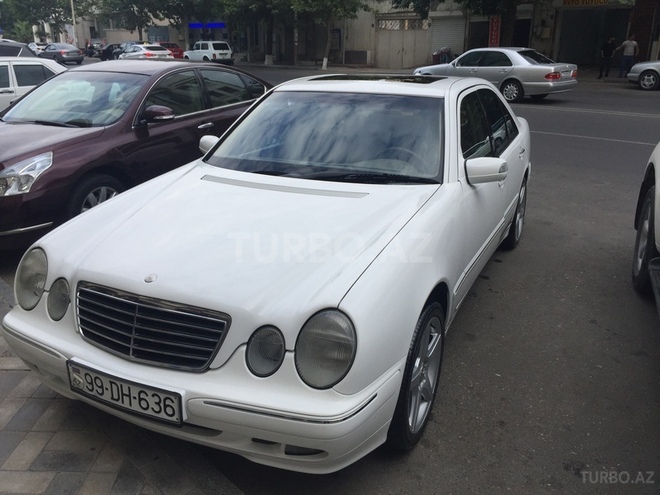 Mercedes E 320 2000, 270,000 km - 3.2 l - Bakı
