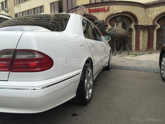 Mercedes E 320 2000, 270,000 km - 3.2 l - Bakı
