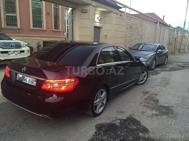 Mercedes E 350 2011, 98,000 km - 3.5 l - Bakı