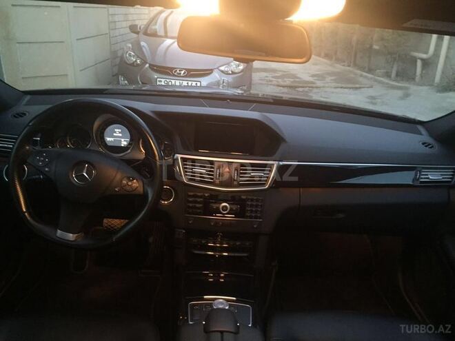 Mercedes E 350 2011, 98,000 km - 3.5 l - Bakı
