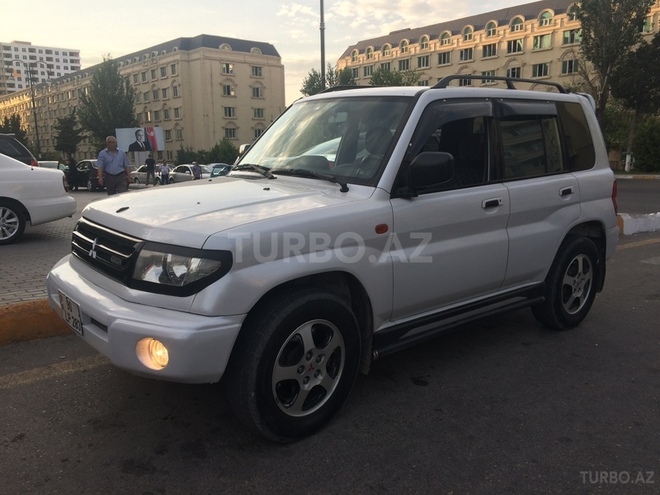 Mitsubishi Pajero io 1999, 185,000 km - 1.8 l - Bakı