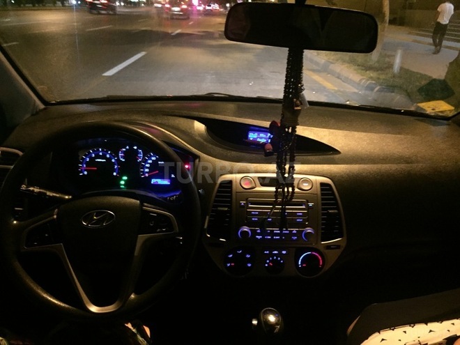 Hyundai i20 2011, 77,000 km - 1.4 l - Bakı