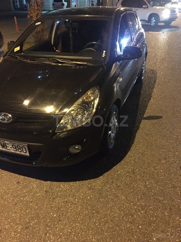 Hyundai i20 2011, 77,000 km - 1.4 l - Bakı