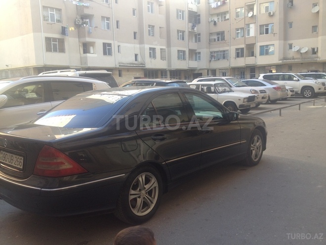 Mercedes C 200 2002, 250,000 km - 2.5 л - Bakı