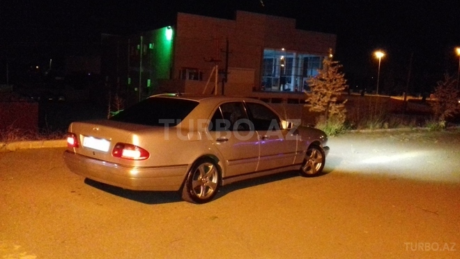 Mercedes C 240 1997, 282,100 km - 0.3 l - Gəncə