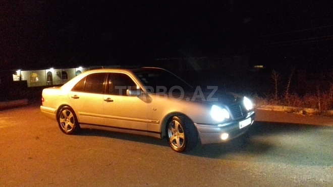 Mercedes C 240 1997, 282,100 km - 0.3 l - Gəncə