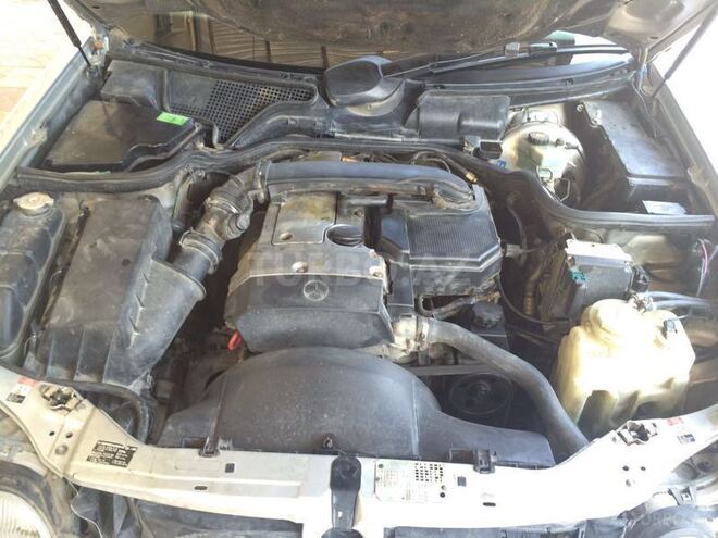 Mercedes E 230 1995, 394,669 km - 2.3 l - Bərdə