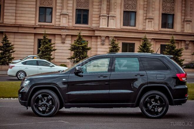 Jeep Grand Cherokee 2012, 44,000 km - 3.6 л - Bakı