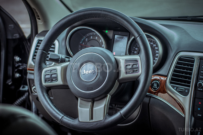 Jeep Grand Cherokee 2012, 44,000 km - 3.6 л - Bakı