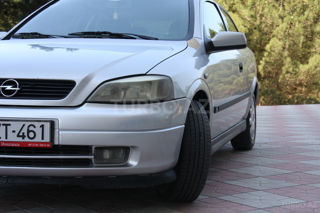 Opel Astra 1999, 210,000 km - 2.0 l - Bakı