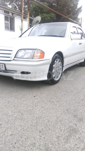 Mercedes C 230 1998, 185,000 km - 2.3 l - Sumqayıt