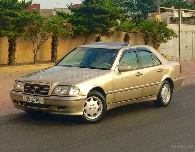 Mercedes C 200 2000, 269,000 km - 2.0 л - Bakı