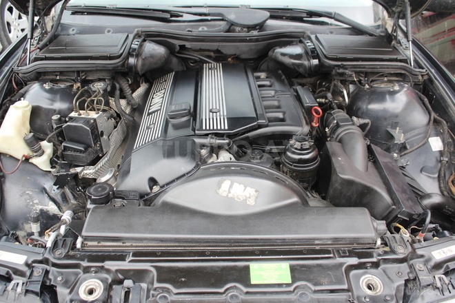 BMW 525 2001, 250,000 km - 2.5 l - Sumqayıt