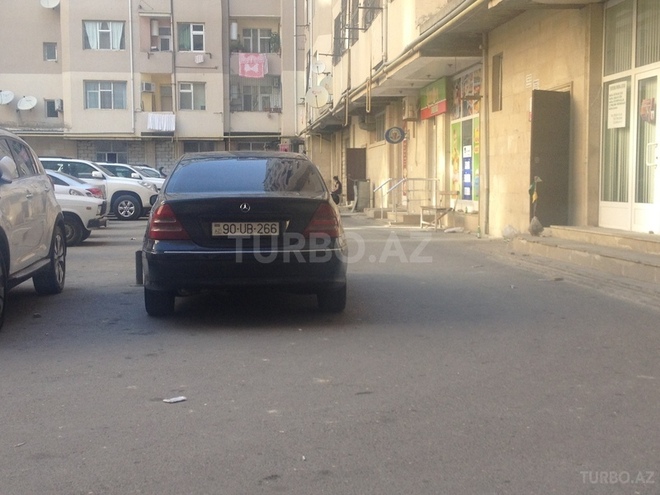 Mercedes C 200 2002, 250,000 km - 2.0 л - Bakı