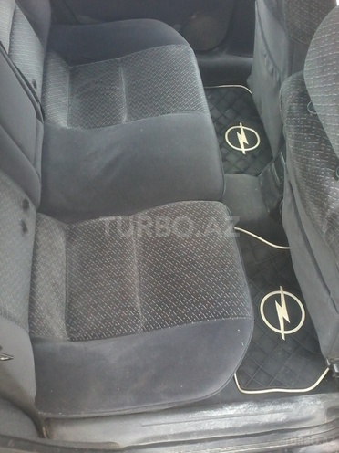 Opel Vectra 1997, 189,563 km - 2.0 l - Bakı