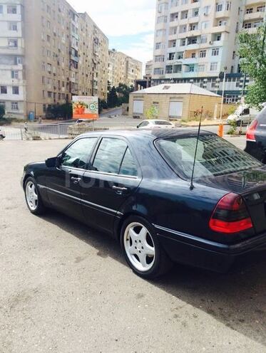 Mercedes C 280 1997, 200,000 km - 2.8 l - Bakı