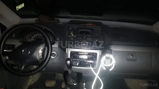 Mercedes Viano 2003, 220,000 km - 2.2 l - Bakı
