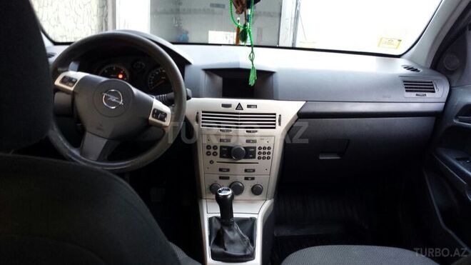 Opel Astra 2007, 180,000 km - 1.6 l - Bakı