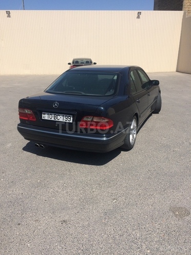 Mercedes E 200 2001, 228,000 km - 2.0 l - Bakı