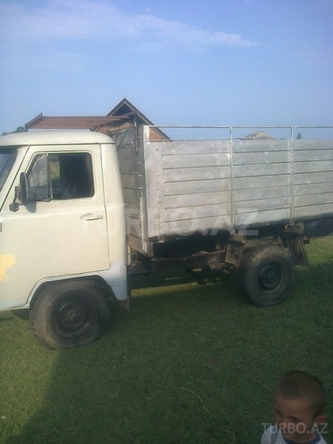 UAZ 3303 1998, 180,000 km - 2.4 л - Astara