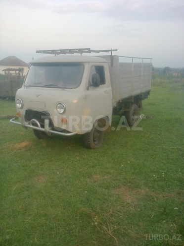 UAZ 3303 1998, 180,000 km - 2.4 л - Astara